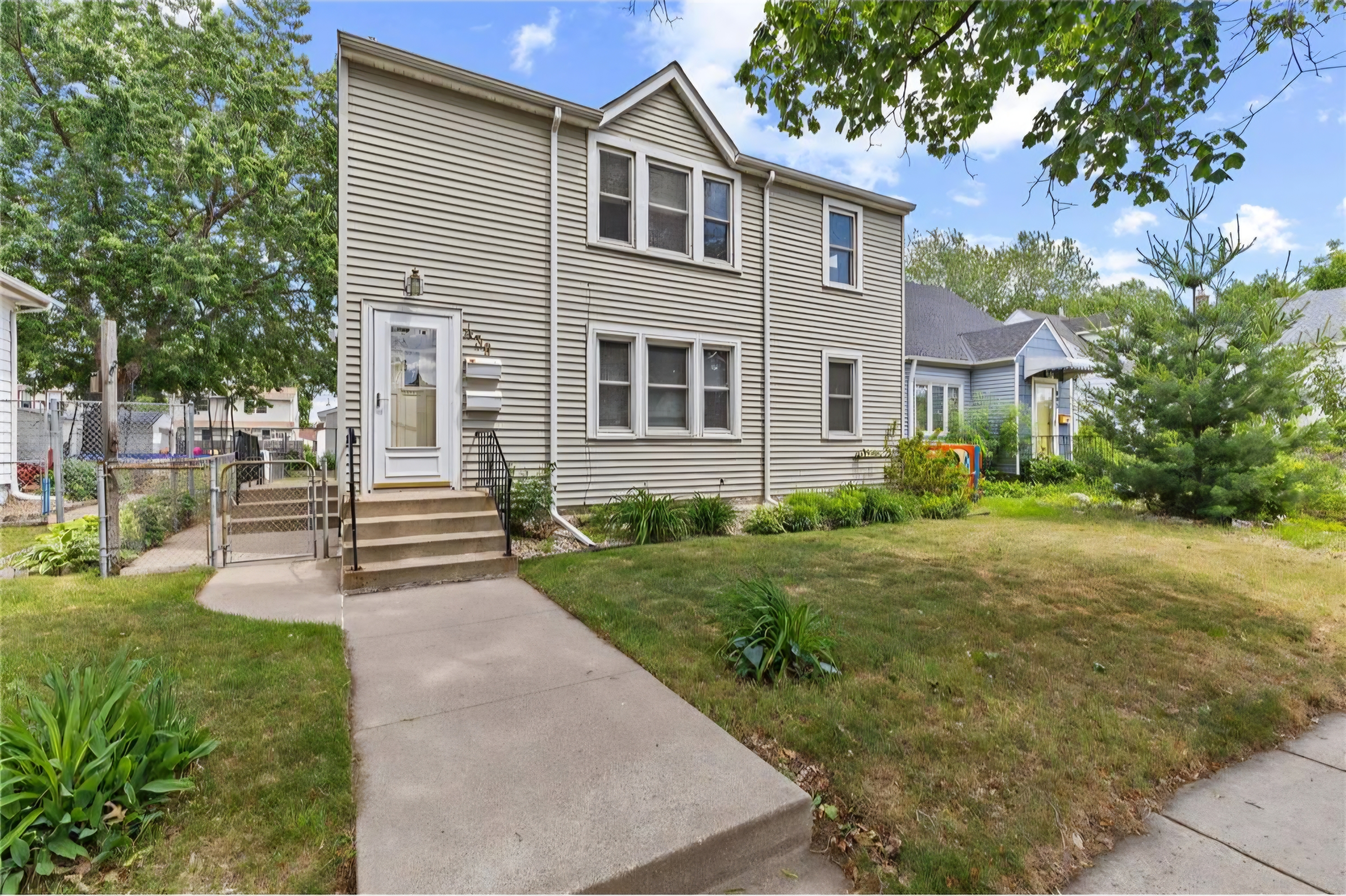 439 7th Avenue South - 2